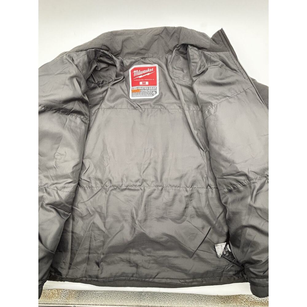 *SOLD* - MILWAUKEE M12 WOMEN'S MEDIUM M HEATED JACKET Excellent Condition. - Picture 4 of 16